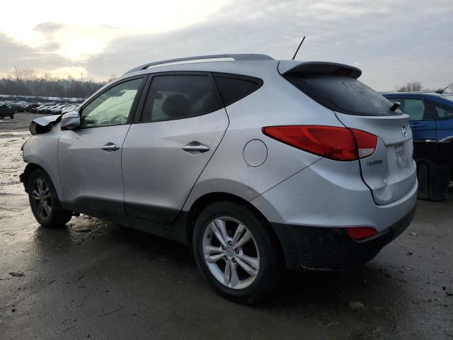 KM8JUCAC5DU740298 - 2013 HYUNDAI TUCSON GLS SILVER photo 2