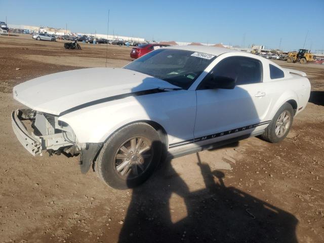 1ZVFT80N565240133 - 2006 FORD MUSTANG WHITE photo 1