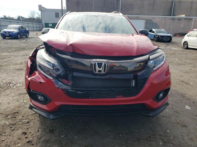 3CZRU6H15NM729122 - 2022 HONDA HR-V SPORT RED photo 5