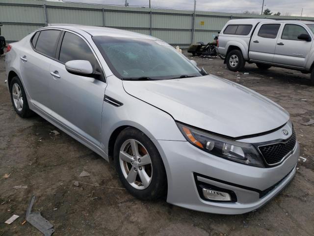 5XXGM4A72FG504238 - 2015 KIA OPTIMA LX SILVER photo 4