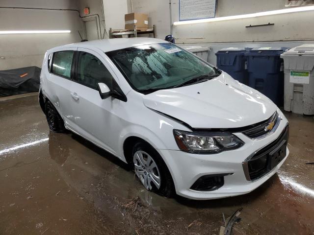 1G1JG6SG5H4144816 - 2017 CHEVROLET SONIC WHITE photo 4