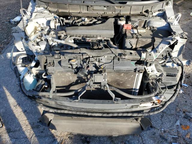 5N1AT2MT0JC842585 - 2018 NISSAN ROGUE S SILVER photo 11