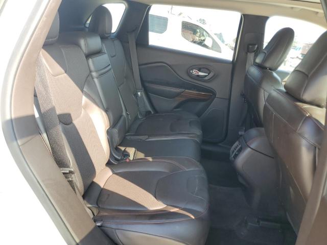 1C4PJMBS9GW102972 - 2016 JEEP CHEROKEE TRAILHAWK WHITE photo 11