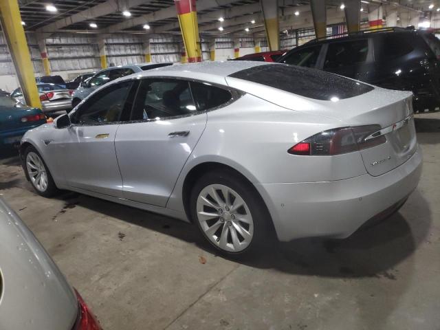 5YJSA1E28GF153081 - 2016 TESLA MODEL S SILVER photo 2
