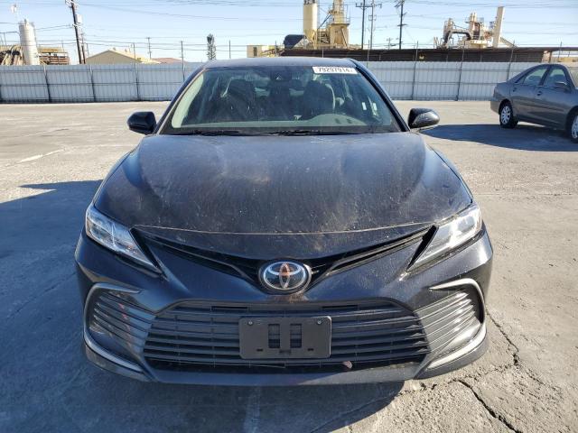 4T1C11AK1MU605753 - 2021 TOYOTA CAMRY LE BLACK photo 5