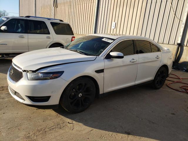 1FAHP2KT1DG135976 - 2013 FORD TAURUS SHO WHITE photo 1