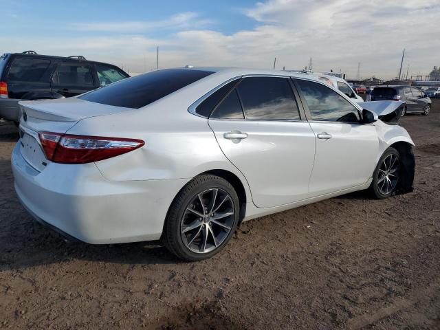 4T1BF1FK0FU476686 - 2015 TOYOTA CAMRY LE WHITE photo 3