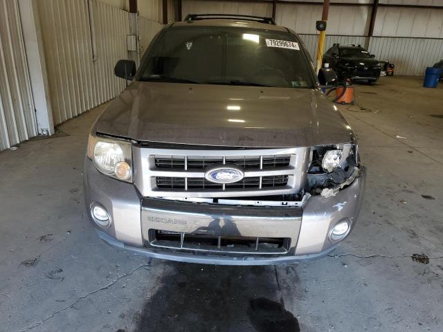 1FMCU9D71BKA24663 - 2011 FORD ESCAPE XLT GRAY photo 5