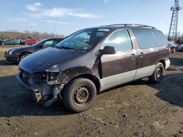 2002 TOYOTA SIENNA CE, 