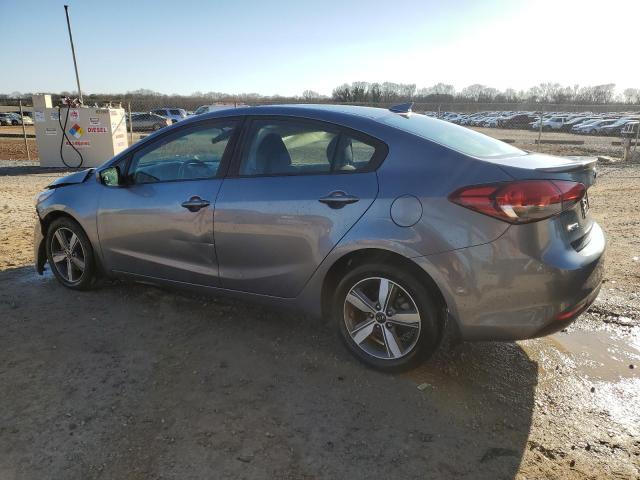 3KPFL4A77JE186830 - 2018 KIA FORTE LX GRAY photo 2