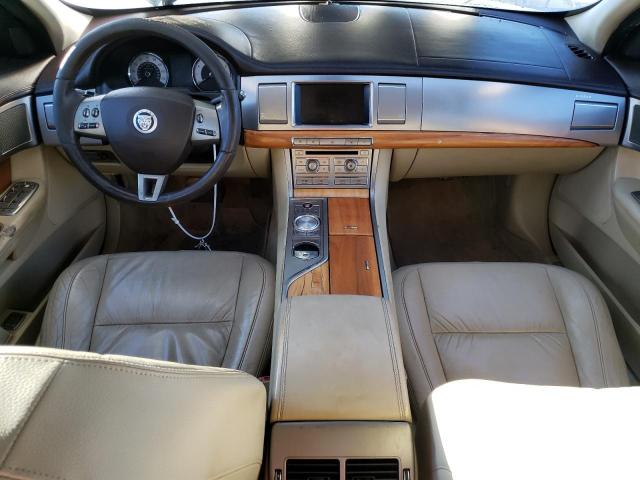 SAJWA0FA8AHR67290 - 2010 JAGUAR XF LUXURY BEIGE photo 8