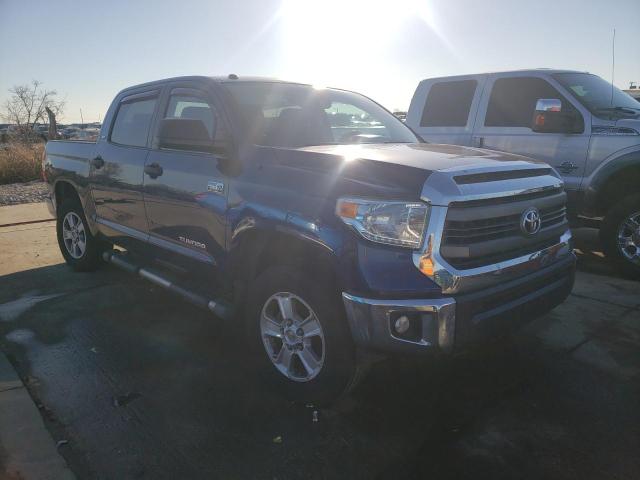 5TFDY5F15EX409746 - 2014 TOYOTA TUNDRA CREWMAX SR5 BLUE photo 4