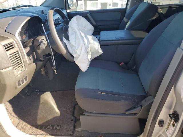 1N6AA07B24N533594 - 2004 NISSAN TITAN XE SILVER photo 7