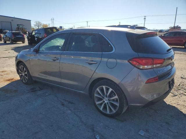 KMHH35LE0LU120565 - 2020 HYUNDAI ELANTRA GT GRAY photo 2