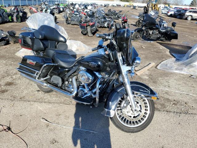 2010 HARLEY-DAVIDSON FLHTCU, 