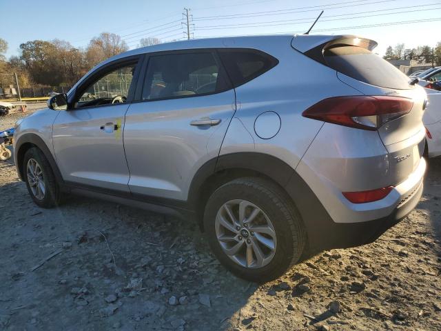 KM8J23A49JU764856 - 2018 HYUNDAI TUCSON SE SILVER photo 2