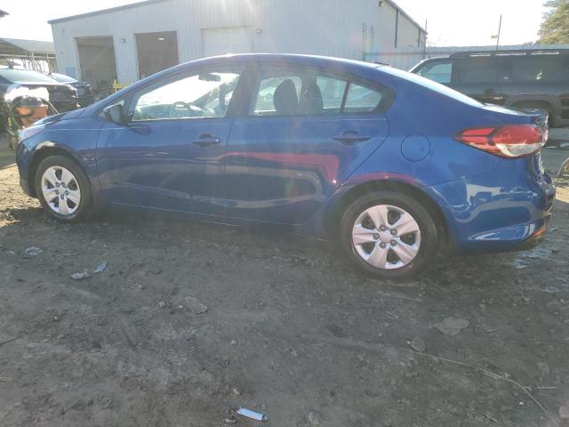 3KPFK4A74HE153541 - 2017 KIA FORTE LX BLUE photo 2