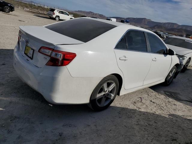 4T1BF1FK3EU391100 - 2014 TOYOTA CAMRY L WHITE photo 3