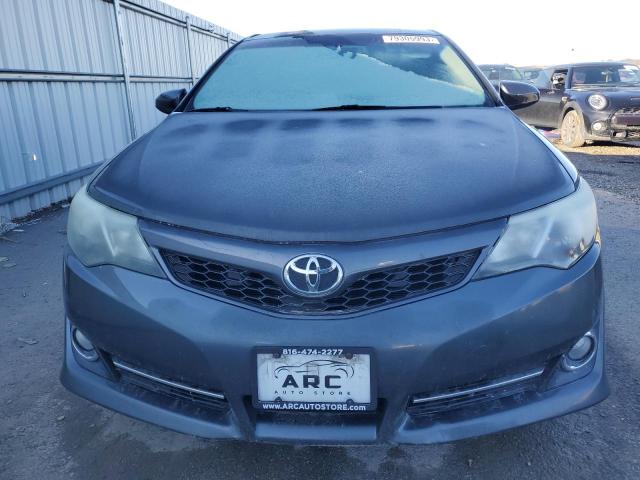 4T1BF1FK2DU241557 - 2013 TOYOTA CAMRY L CHARCOAL photo 5