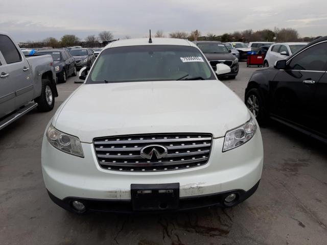 JNRAS08W73X003738 - 2003 INFINITI FX35 WHITE photo 5