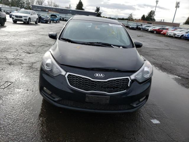 KNAFX5A83G5588574 - 2016 KIA FORTE EX BLACK photo 5