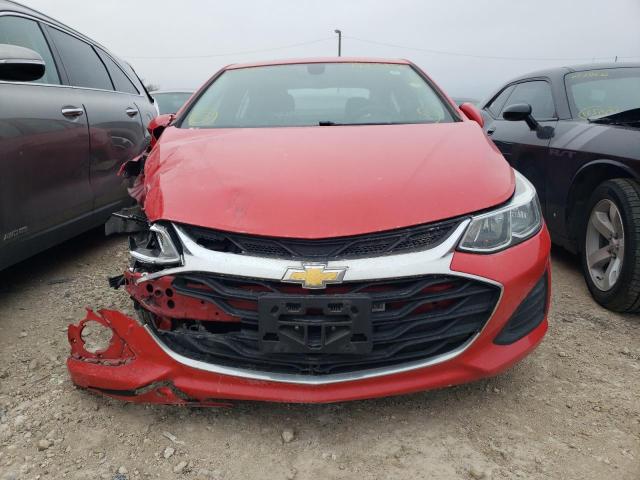 1G1BJ5SM4K7104948 - 2019 CHEVROLET CRUZE RED photo 5