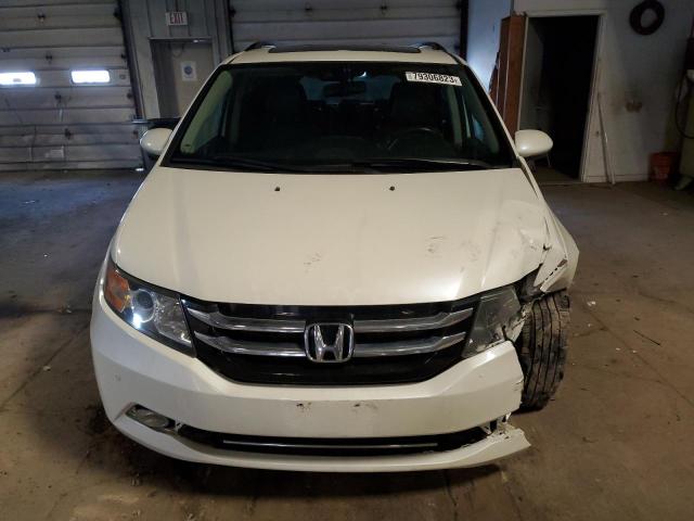 5FNRL5H98EB070143 - 2014 HONDA ODYSSEY TOURING WHITE photo 5