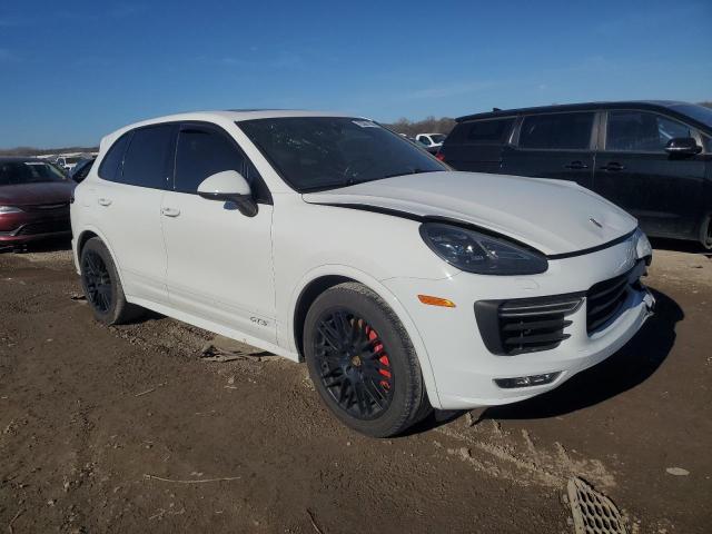 WP1AD2A23HLA84134 - 2017 PORSCHE CAYENNE GTS WHITE photo 4