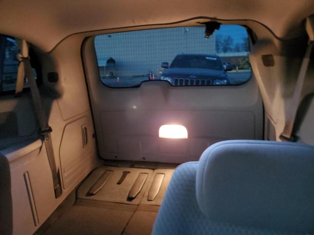 2A4RR5D16AR197965 - 2010 CHRYSLER TOWN & COU TOURING WHITE photo 10