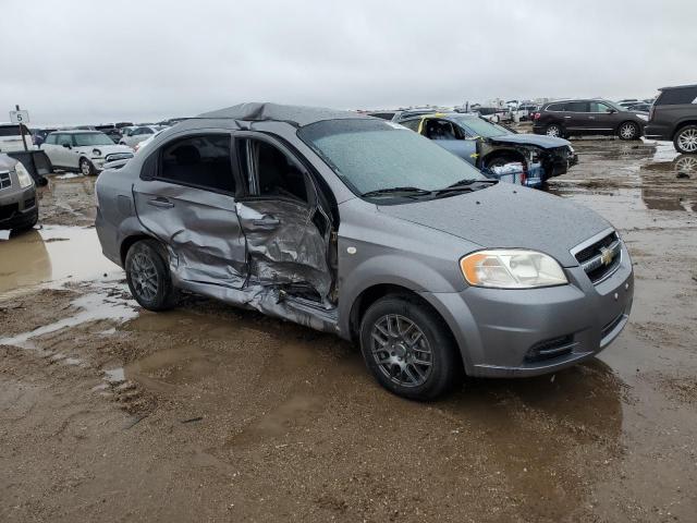 KL1TD56688B067396 - 2008 CHEVROLET AVEO BASE GRAY photo 4