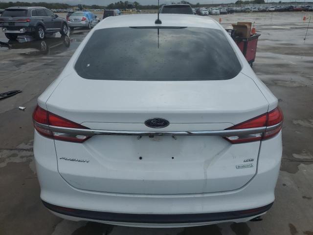 3FA6P0HD8HR131854 - 2017 FORD FUSION SE WHITE photo 6