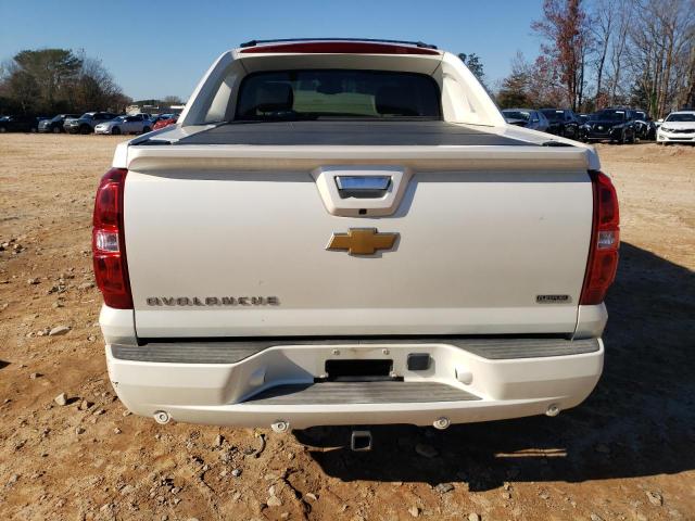 3GNMCGE00CG108040 - 2012 CHEVROLET AVALANCHE LTZ WHITE photo 6