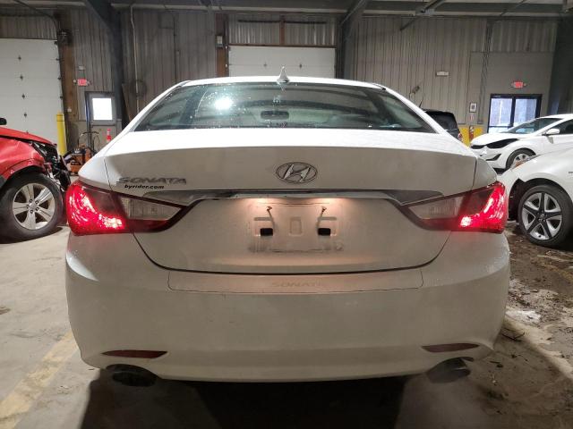 5NPEC4AC5BH181485 - 2011 HYUNDAI SONATA SE WHITE photo 6