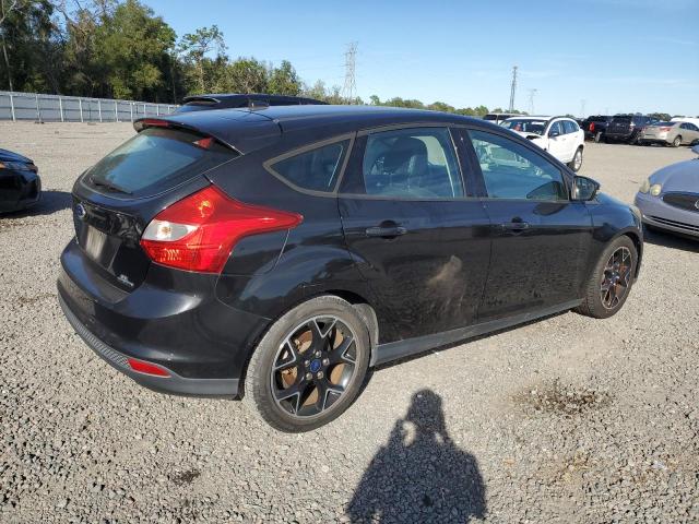 1FADP3K22EL173124 - 2014 FORD FOCUS SE BLACK photo 3