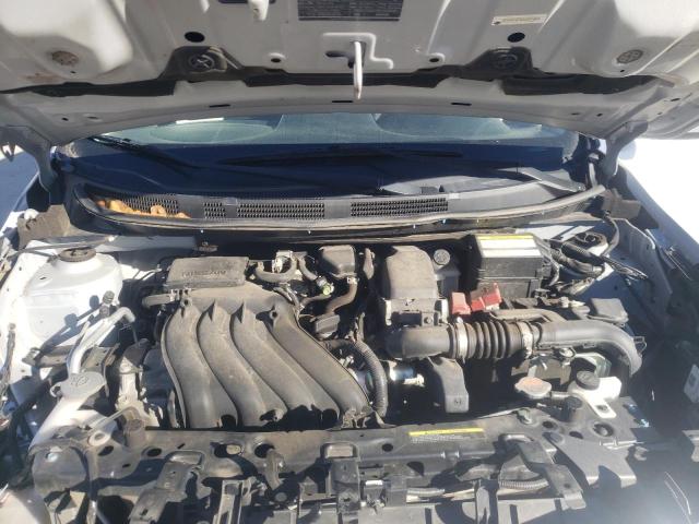 3N1CN7AP4KL827804 - 2019 NISSAN VERSA S SILVER photo 11