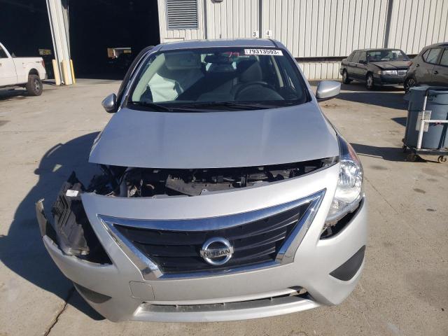 3N1CN7AP4KL827804 - 2019 NISSAN VERSA S SILVER photo 5