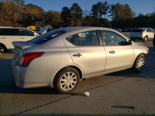 3N1CN7AP3FL883903 - 2015 NISSAN VERSA S SILVER photo 3