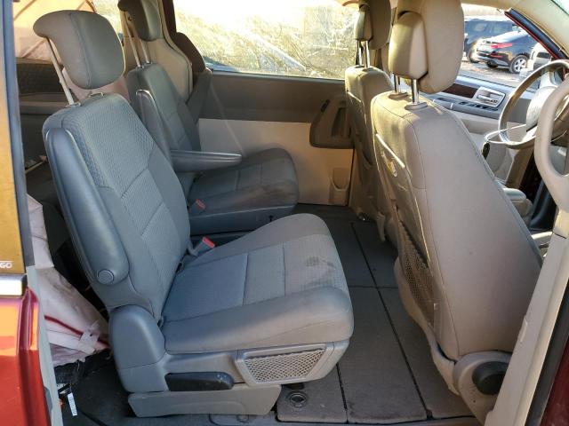 2A4RR5D11AR493556 - 2010 CHRYSLER TOWN & COU TOURING RED photo 11