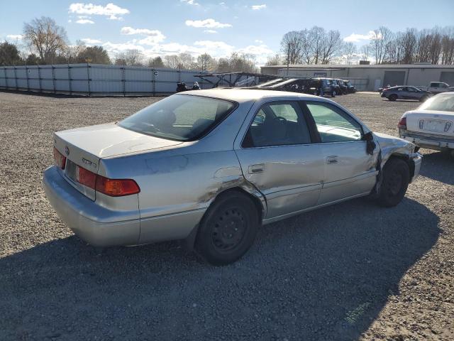 4T1BG22KX1U773109 - 2001 TOYOTA CAMRY CE SILVER photo 3