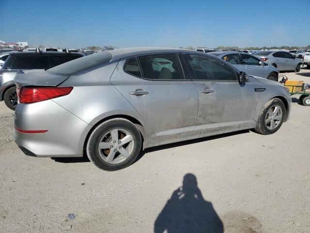 5XXGM4A76FG450040 - 2015 KIA OPTIMA LX SILVER photo 3