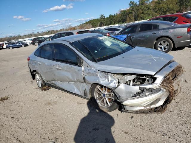 1FADP3F22GL234968 - 2016 FORD FOCUS SE GRAY photo 4