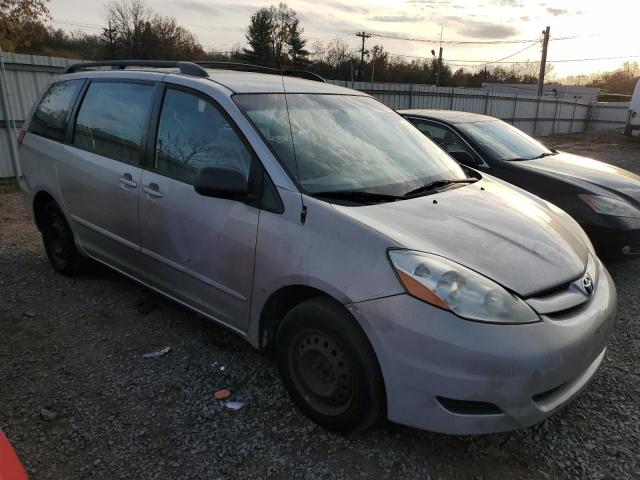 5TDKK4CC2AS295004 - 2010 TOYOTA SIENNA CE GRAY photo 4