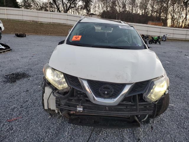 5N1AT2MV1FC880139 - 2015 NISSAN ROGUE S WHITE photo 5