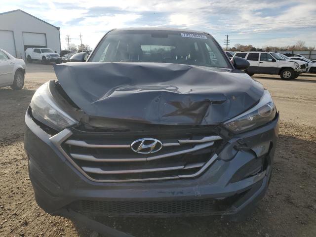 KM8J2CA48JU681774 - 2018 HYUNDAI TUCSON SE GRAY photo 5