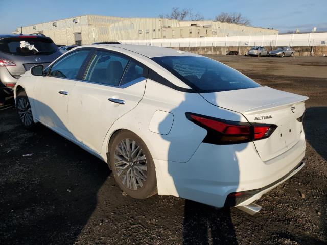 1N4BL4DW6RN300038 - 2024 NISSAN ALTIMA SV WHITE photo 2