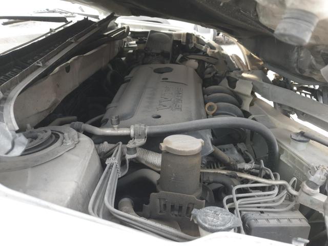 2T1KR32E37C658548 - 2007 TOYOTA COROLLA MA XR WHITE photo 11