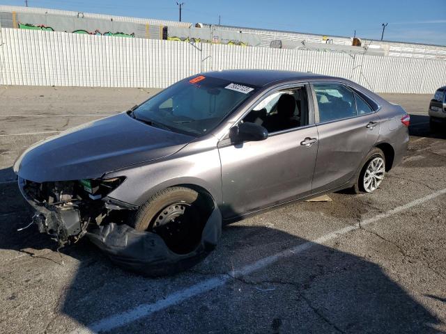 4T1BF1FK9HU387198 - 2017 TOYOTA CAMRY LE GRAY photo 1