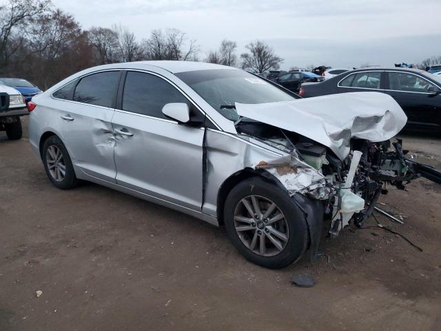 5NPE24AF1FH121450 - 2015 HYUNDAI SONATA SE SILVER photo 4