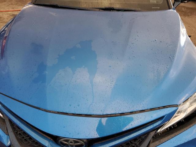 4T1B11HK1KU243647 - 2019 TOYOTA CAMRY L BLUE photo 11