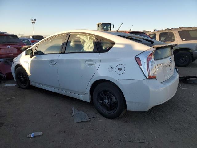 JTDKN3DU3D5686603 - 2013 TOYOTA PRIUS WHITE photo 2